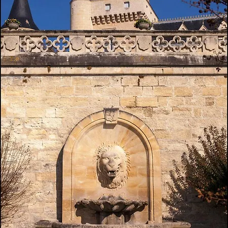Château De La Rivière * La Riviere (Gironde)